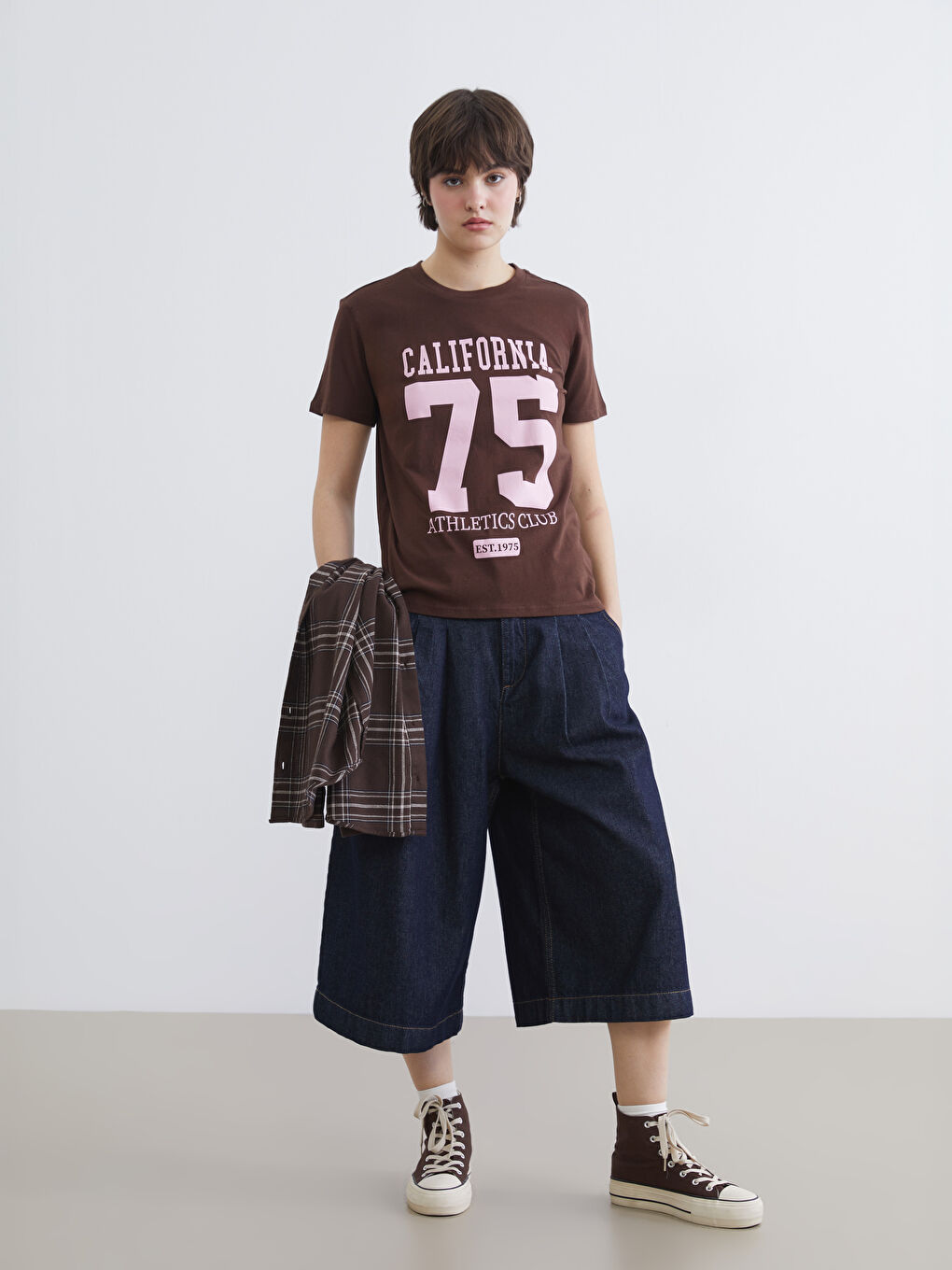 T-shirt BRUN Femme-1