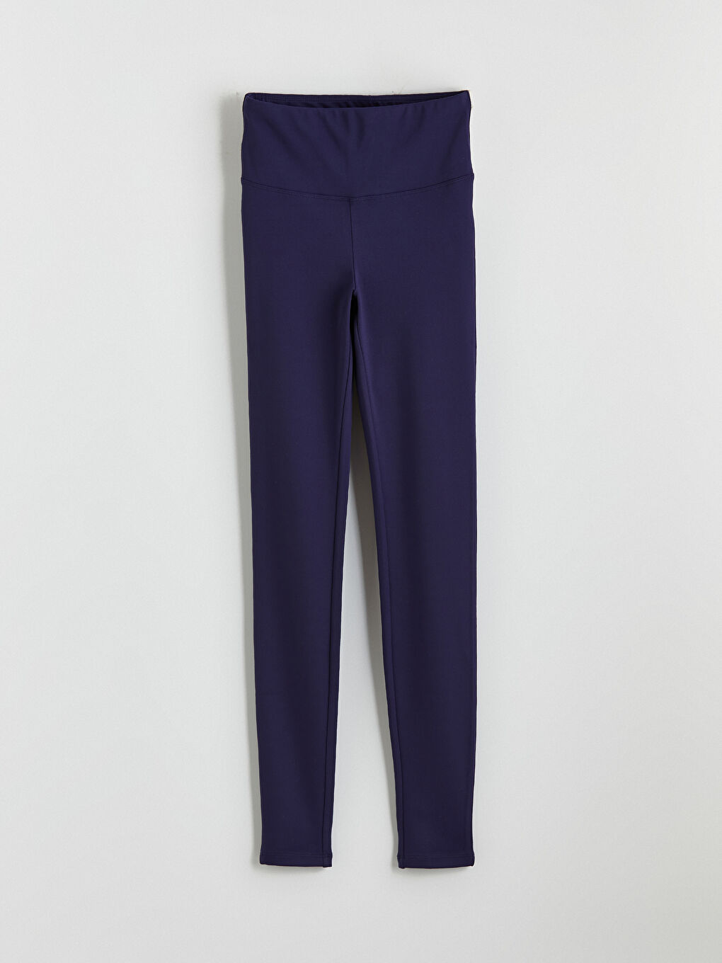 Γυναίκα ΜΠΛΕ ΜΑΡΙΝ Κολάν-4