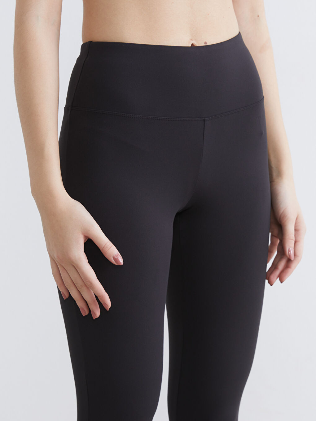 Γυναίκα ΜΑΥΡΟ Κολάν-2