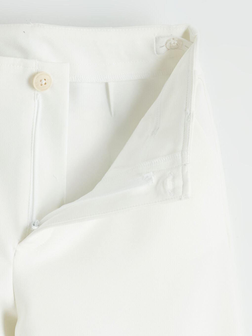 Beyaz Pileli Kız Çocuk Pantolon-3