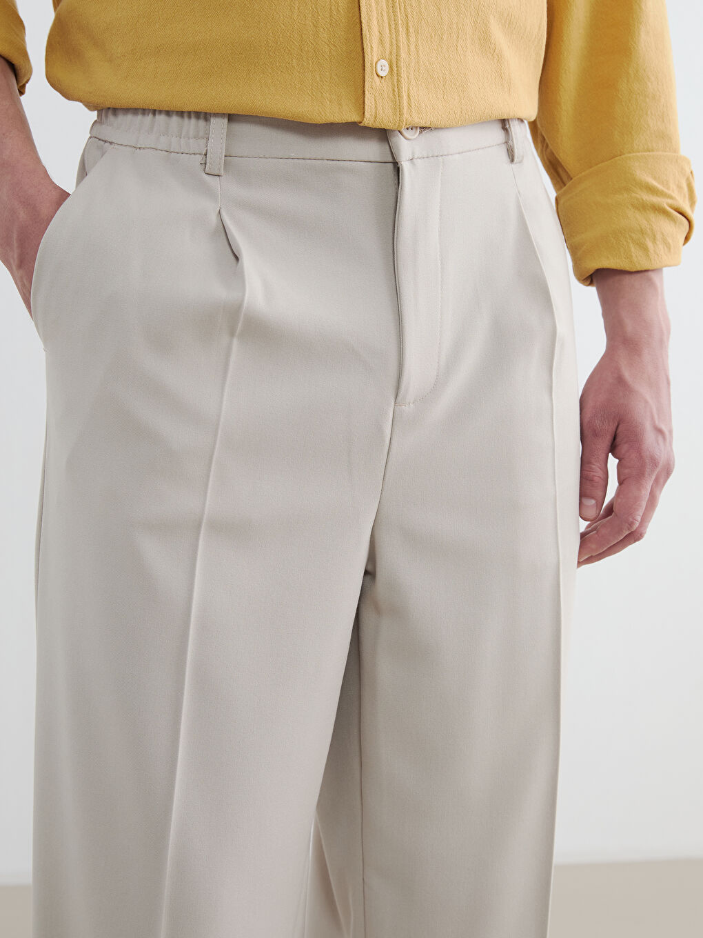 Muške svečane pantalone opuštenog kroja sa faltama-2