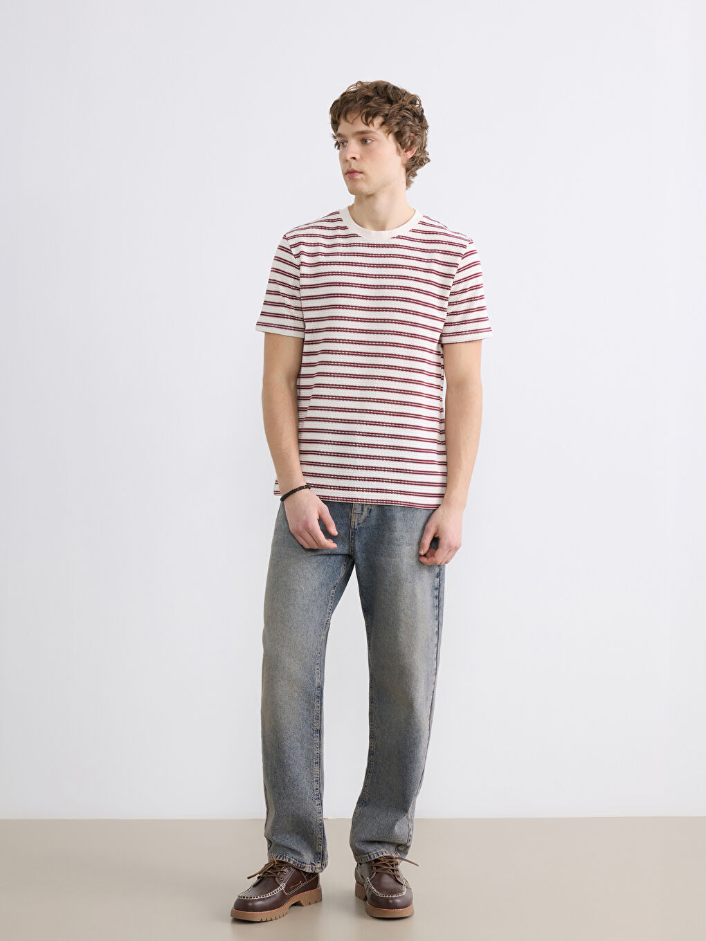 Bordo Bisiklet Yaka Çizgili Erkek Tişört-1