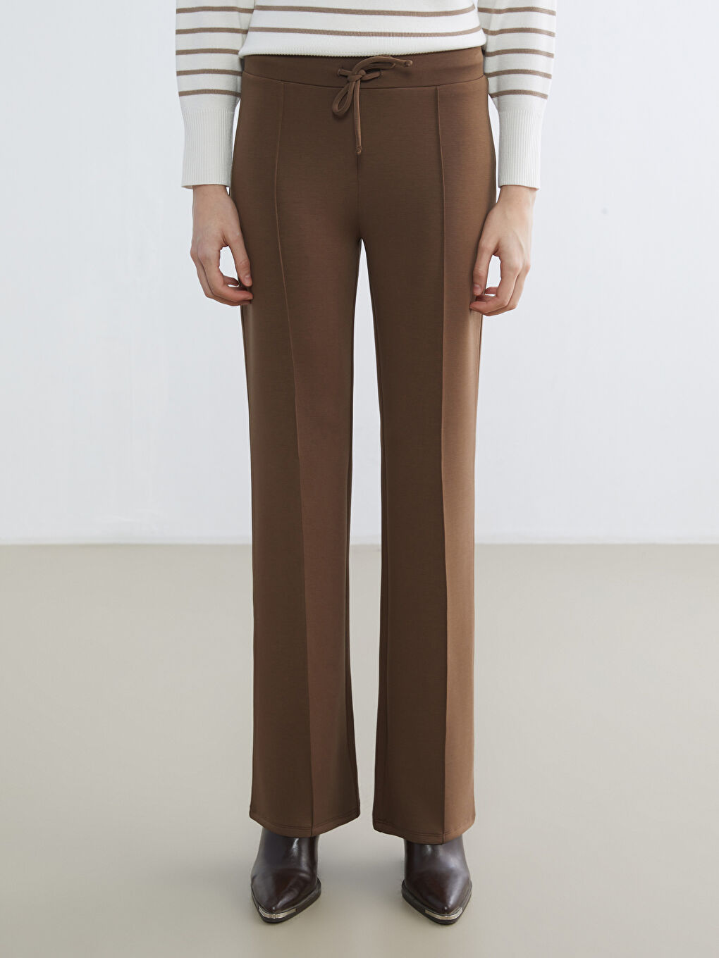 Женщины Коричневый Брюки‑джоггеры-1