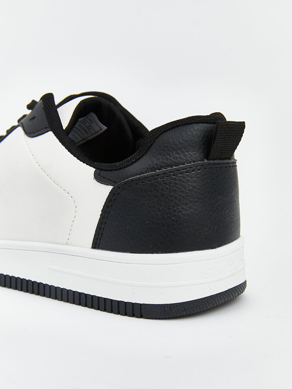 أحذية رياضية-3