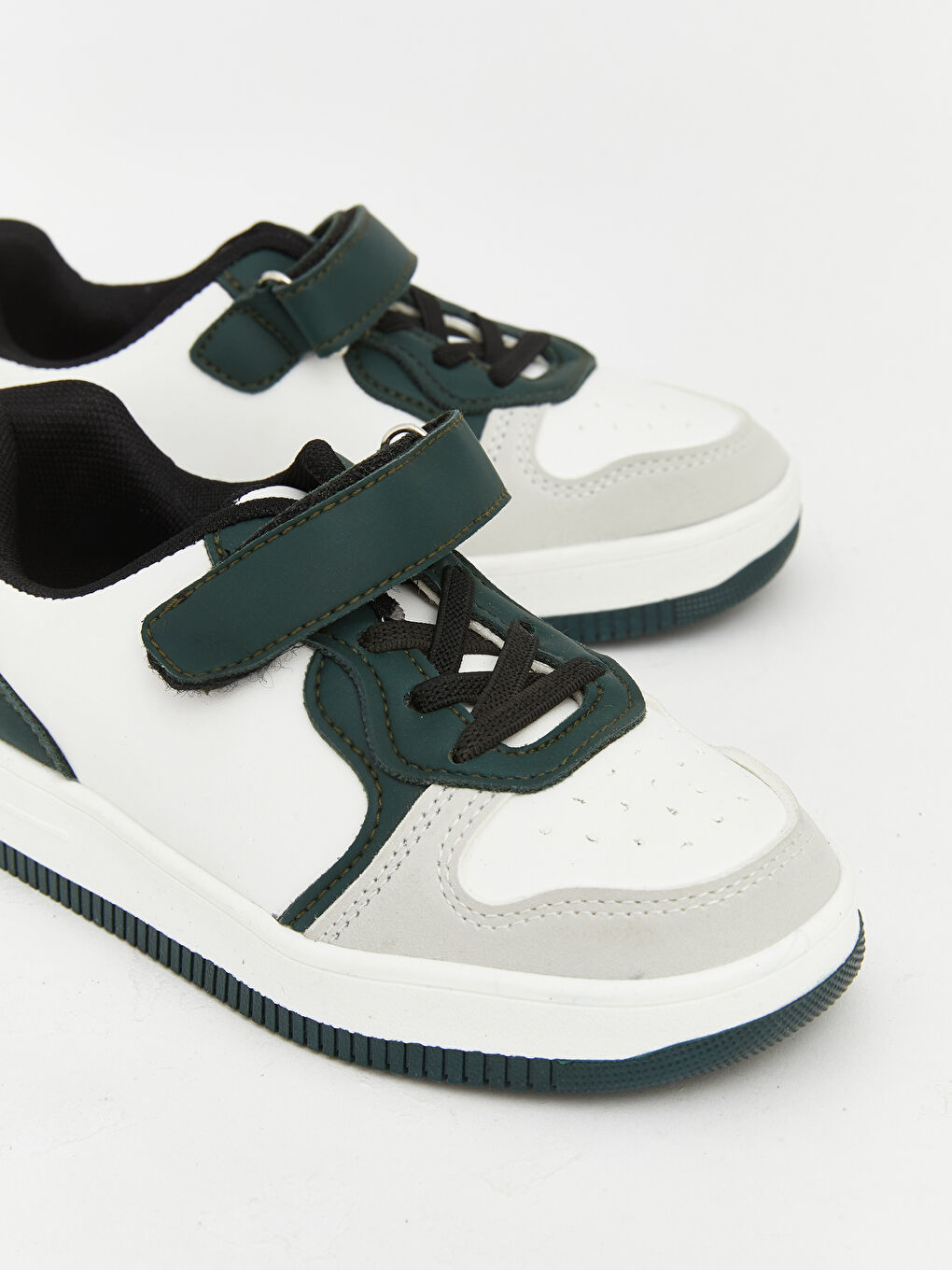 أحذية رياضية للأولاد الرضع بأربطة وشريط لاصق-2