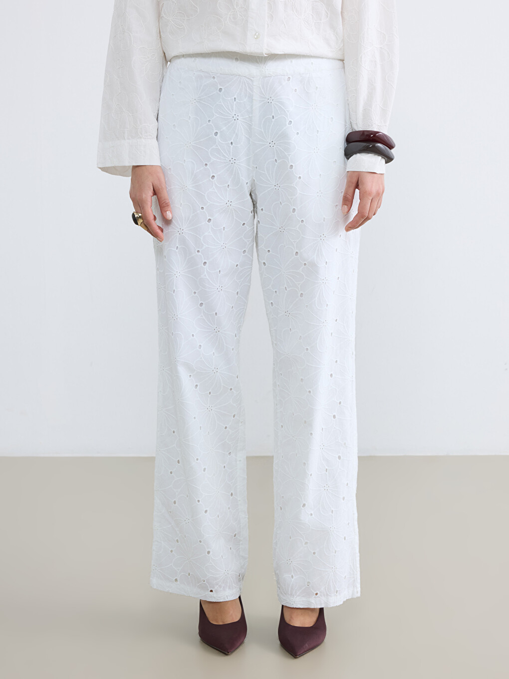 Elastic Waist Embroidered Broderie Women's Trousers-1