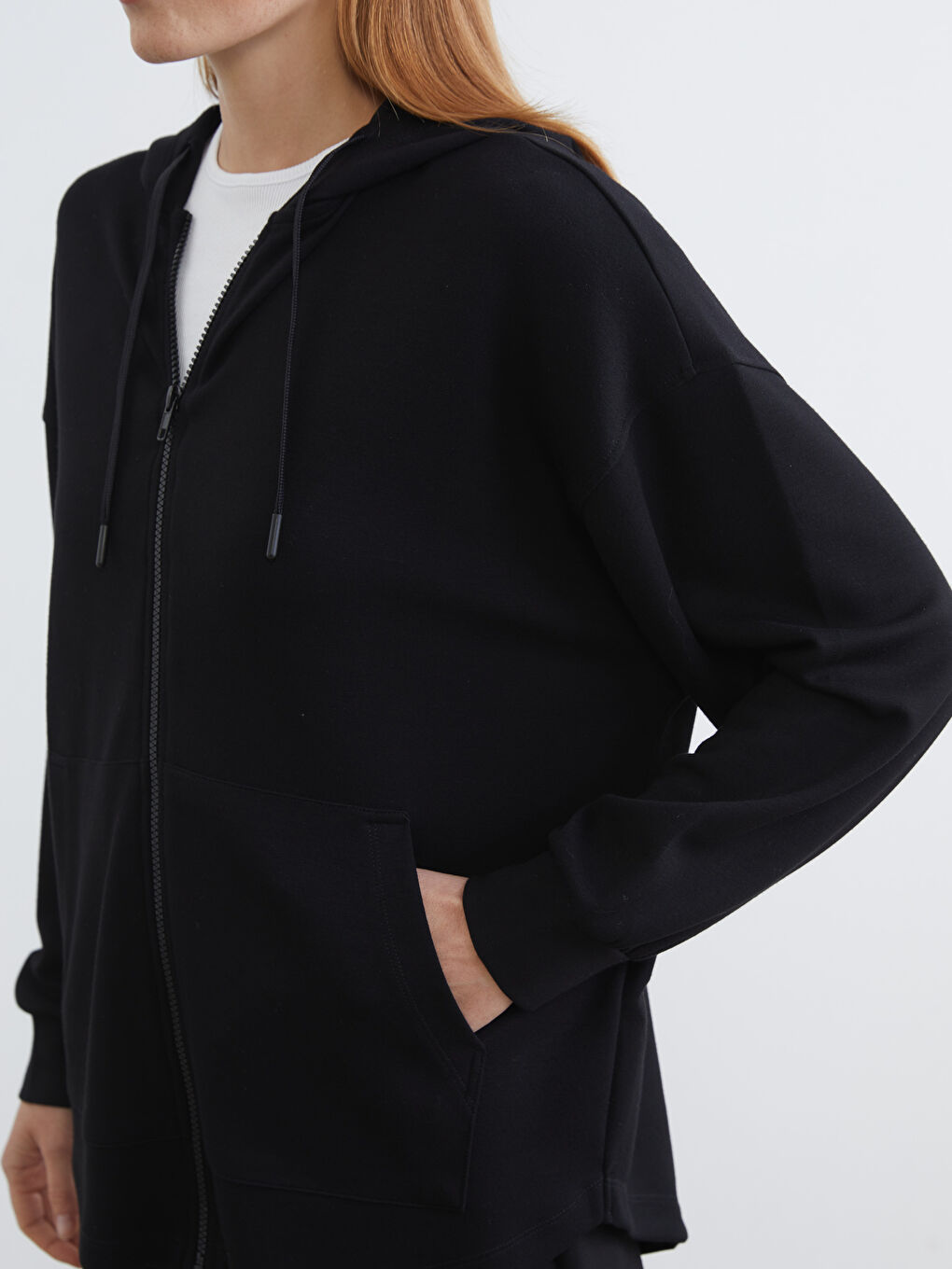 Siyah Kapüşonlu Soft Touch Kadın Fermuarlı Sweatshirt	-2