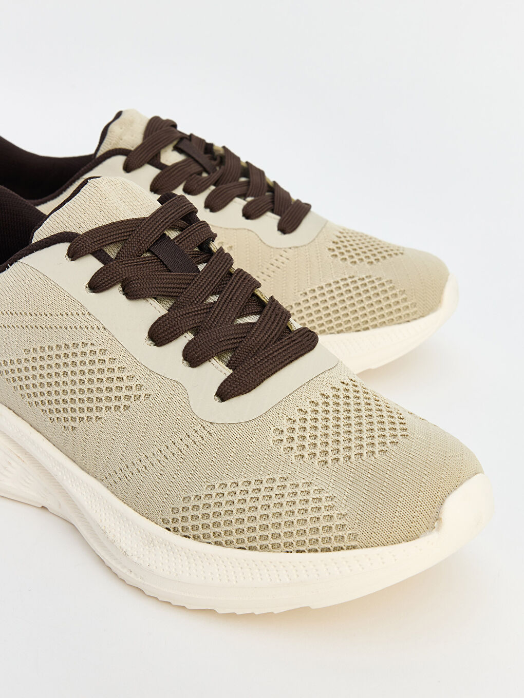 Bej Fileli Kadın Spor Ayakkabı-2