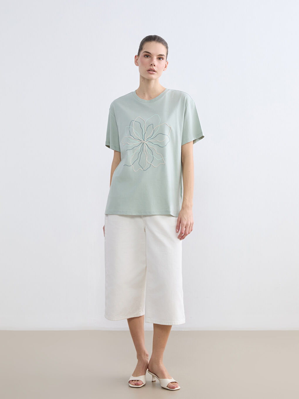 Floral Crew Neck Tee-1