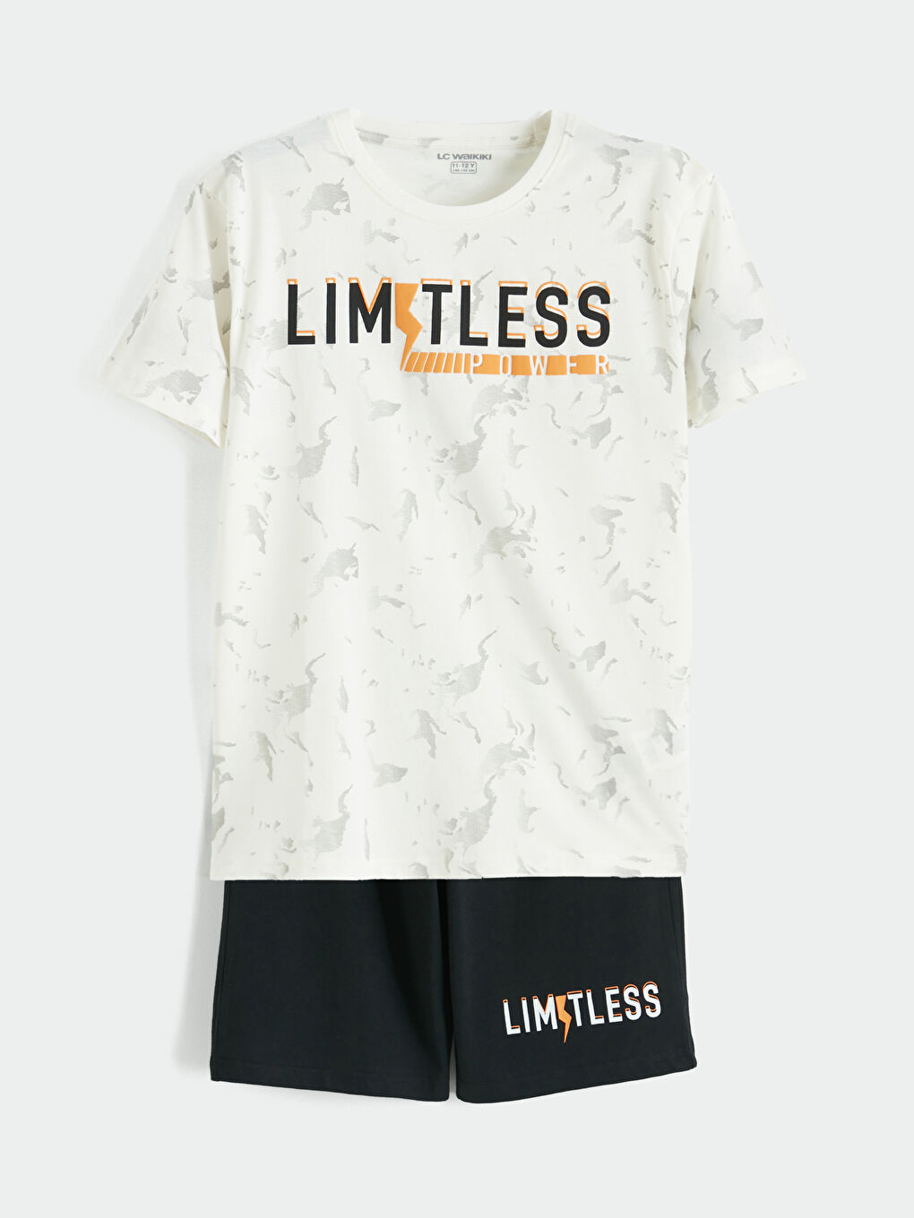 طقم بيجامة قصيرة مطبوع للأولاد