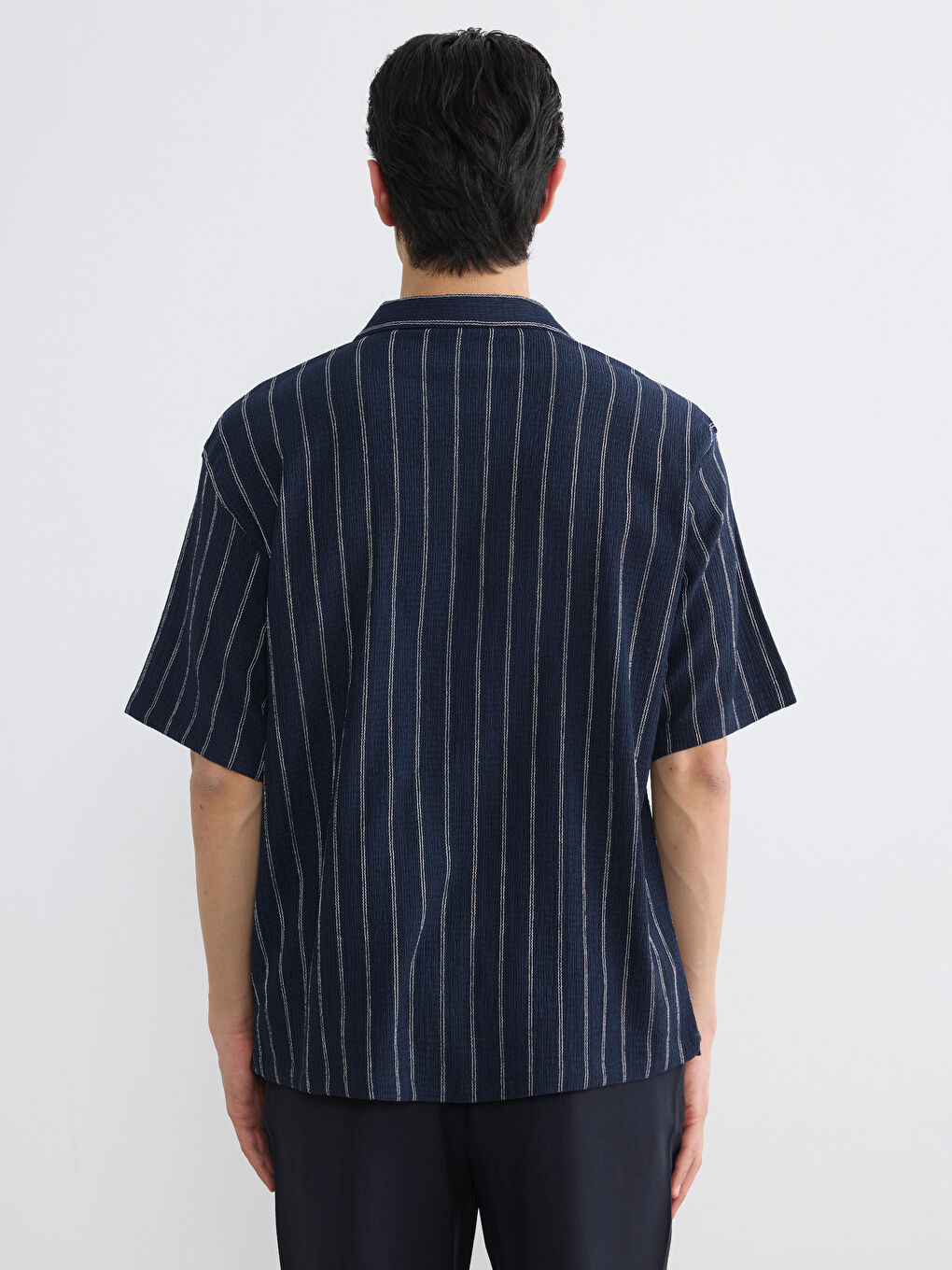 Regular Fit Resort Yaka Çizgili Erkek Gömlek-3
