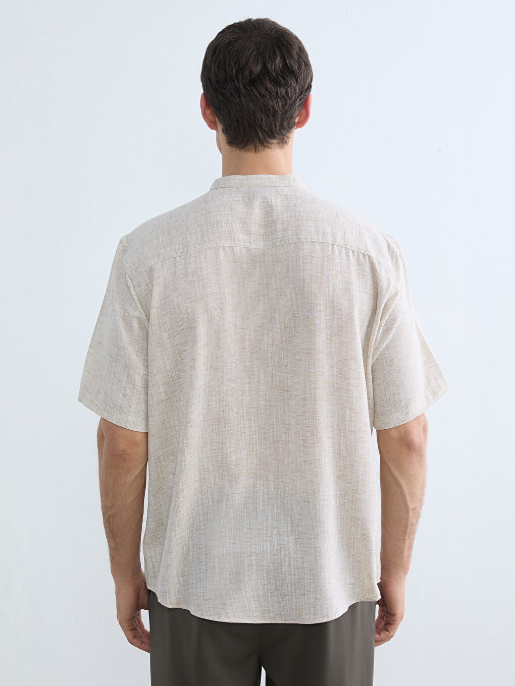 Chemise Homme à Col Officier Coupe Régulière-3