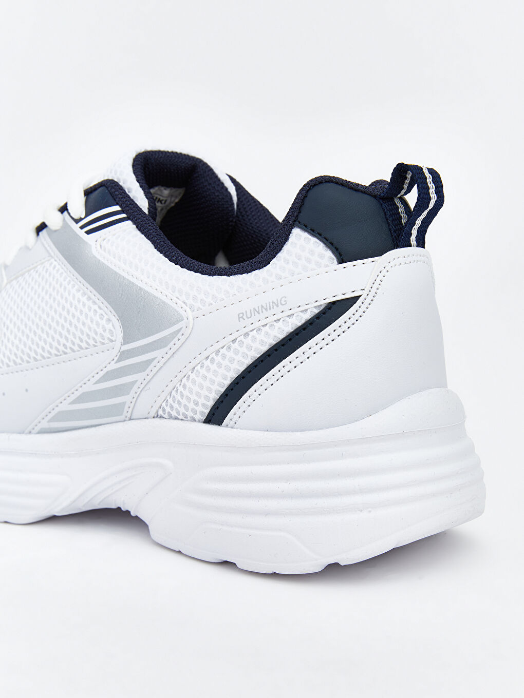 Beyaz Bağcıklı Erkek Spor Ayakkabı-4