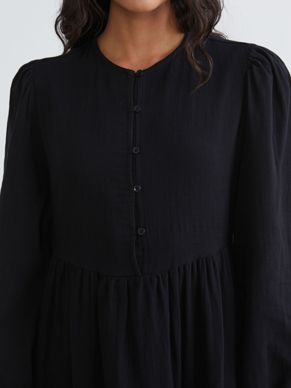 Siyah Bisiklet Yaka Balon Kollu Müslin Elbise-2