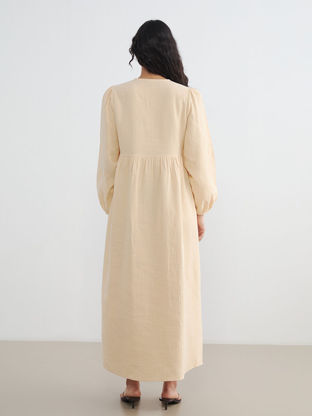 Sarı Balon Kollu Müslin Uzun Elbise-3