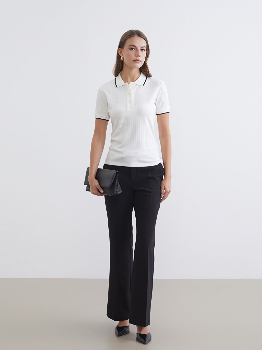 Ekru Polo Yaka Fitilli Kadın Tişört-1