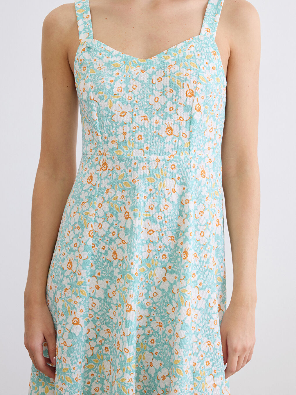 Woman Green Dress-2