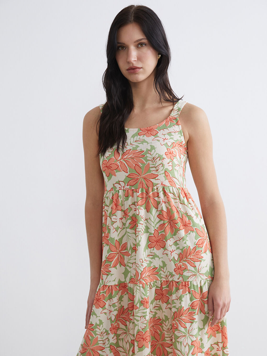 Женщины Хаки Платье