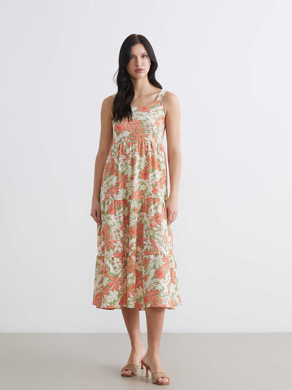 Женщины Хаки Платье-1