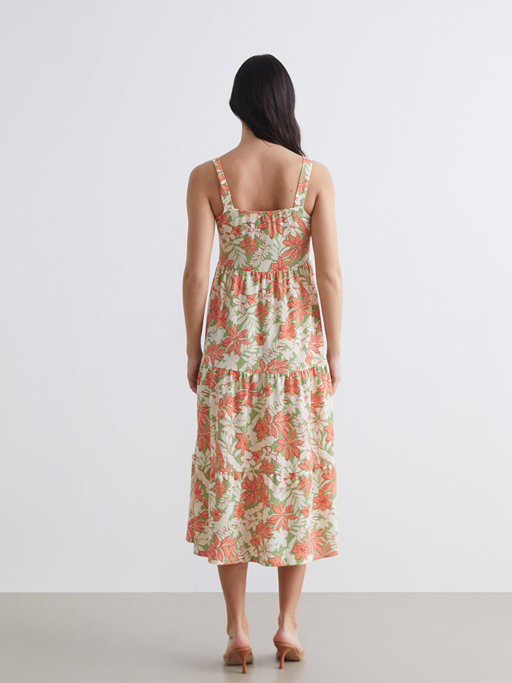 Женщины Хаки Платье-3