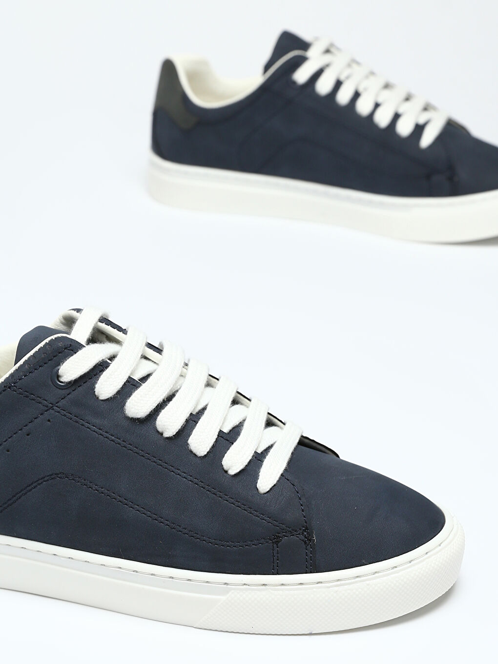 أحذية رياضية رجالي برباط-2