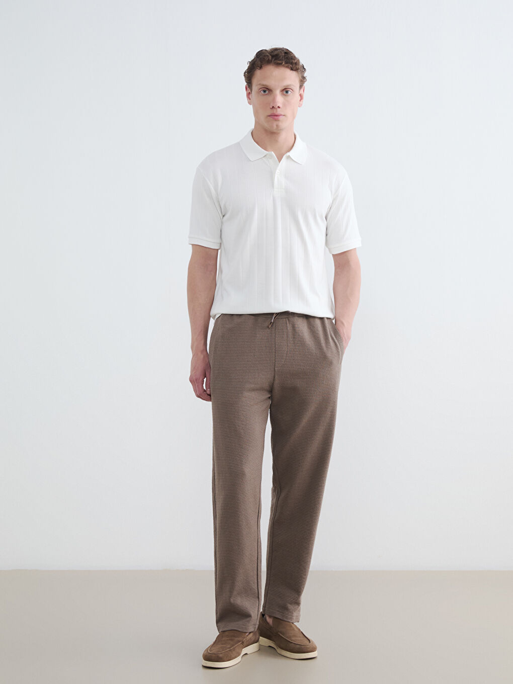 Мужские спортивные брюки стандартного кроя