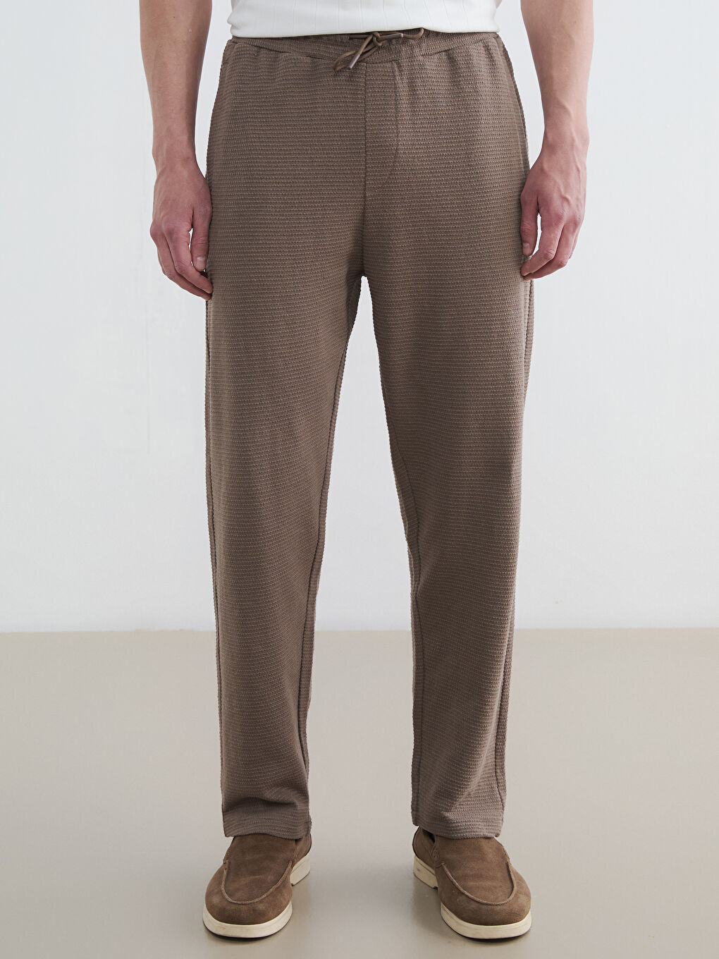 Мужские спортивные брюки стандартного кроя-1