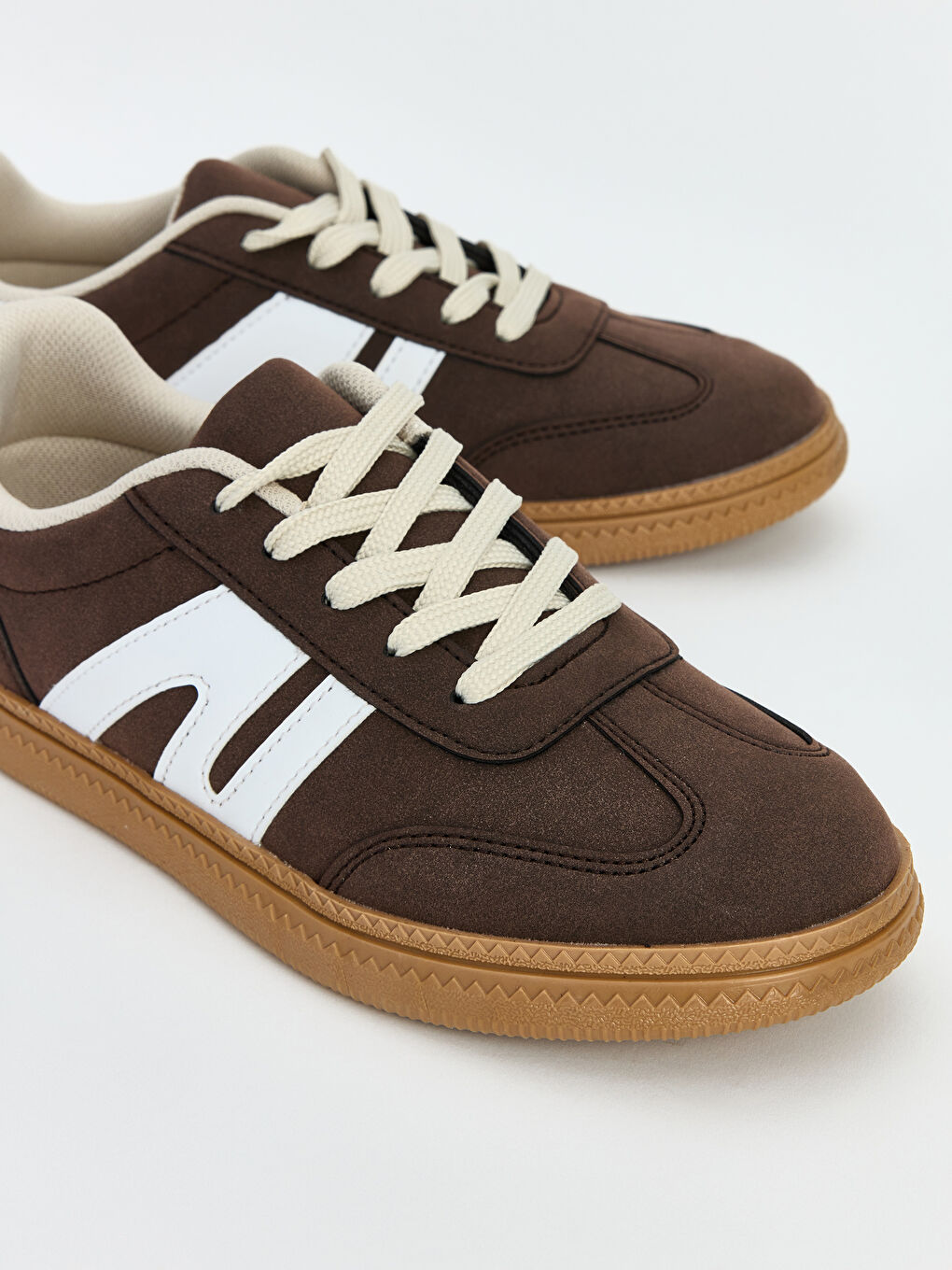 Kahverengi Deri Görünümlü Kız Çocuk Spor Ayakkabı-2