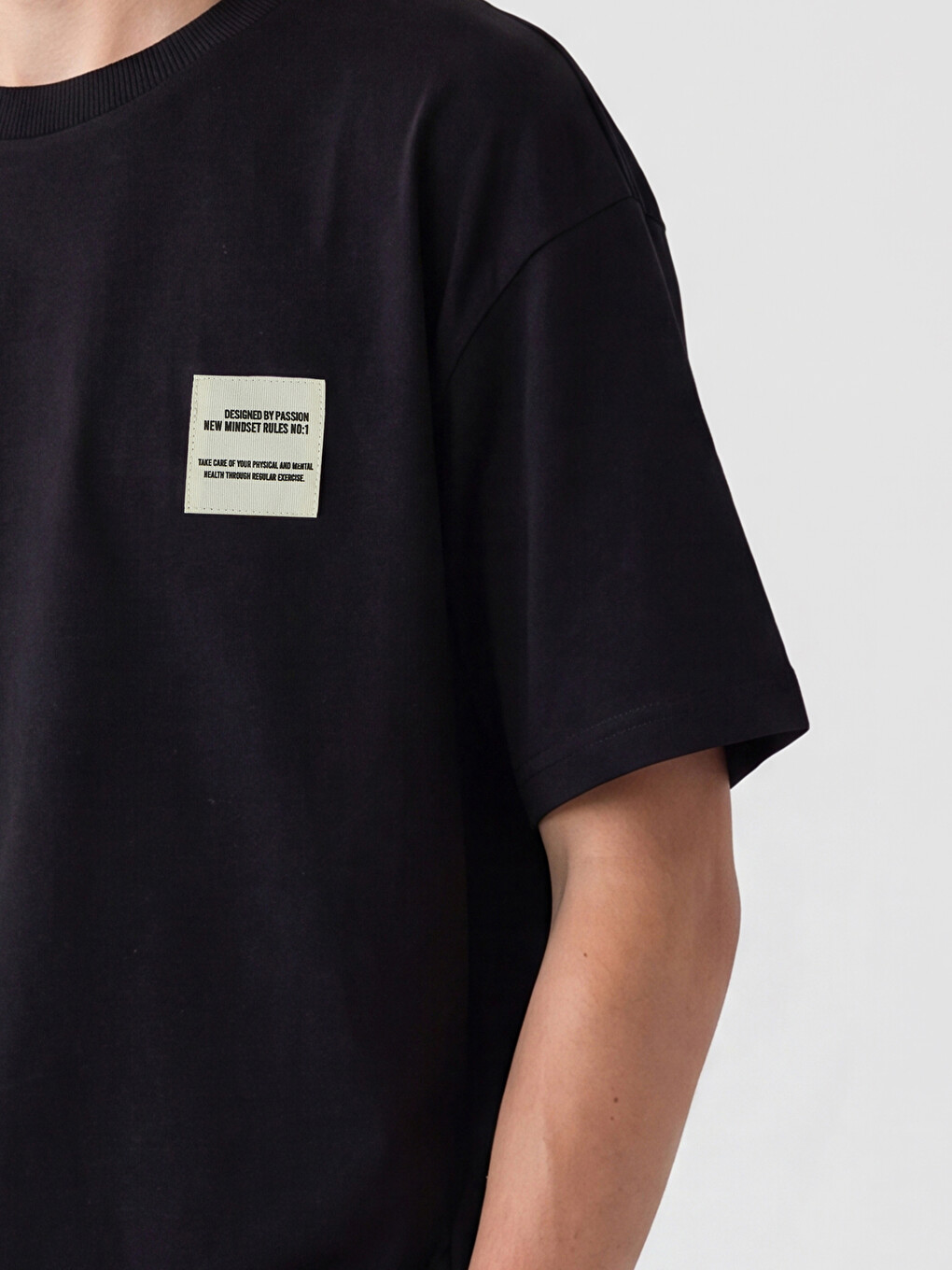 Crew Neck Boys' T-shirt-2