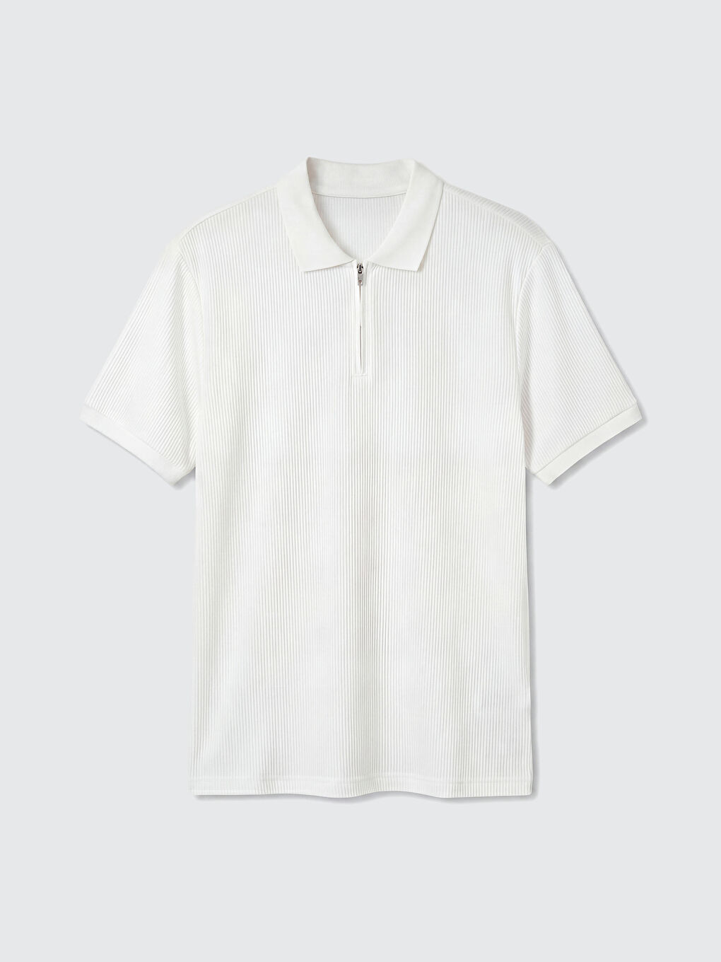 Мъж Бяло Тениска