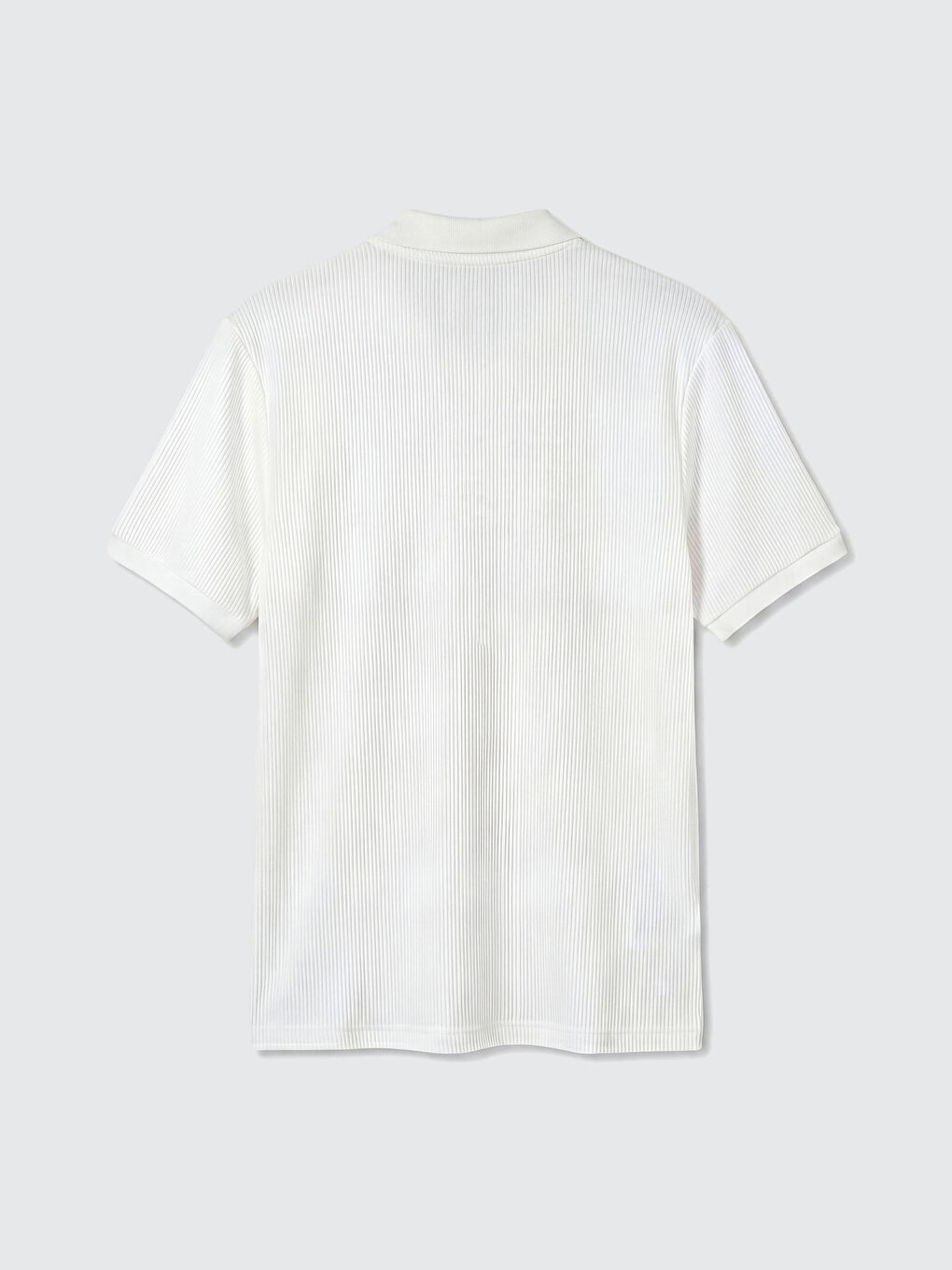 Мъж Бяло Тениска-1