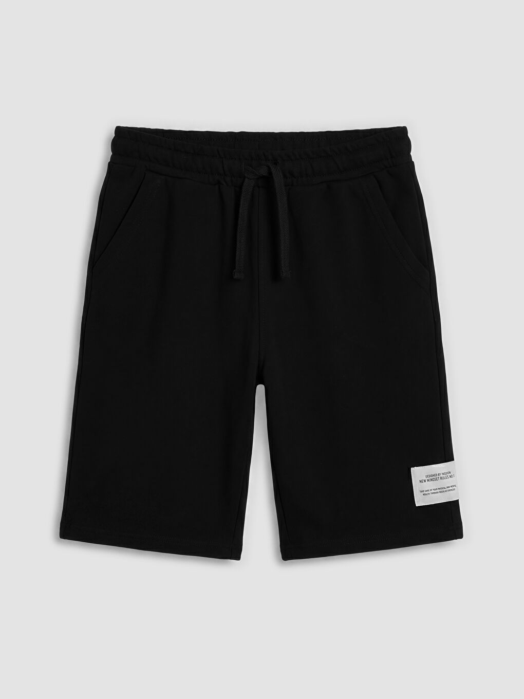 Siyah Bağcıklı Regular Fit Erkek Çocuk Şort