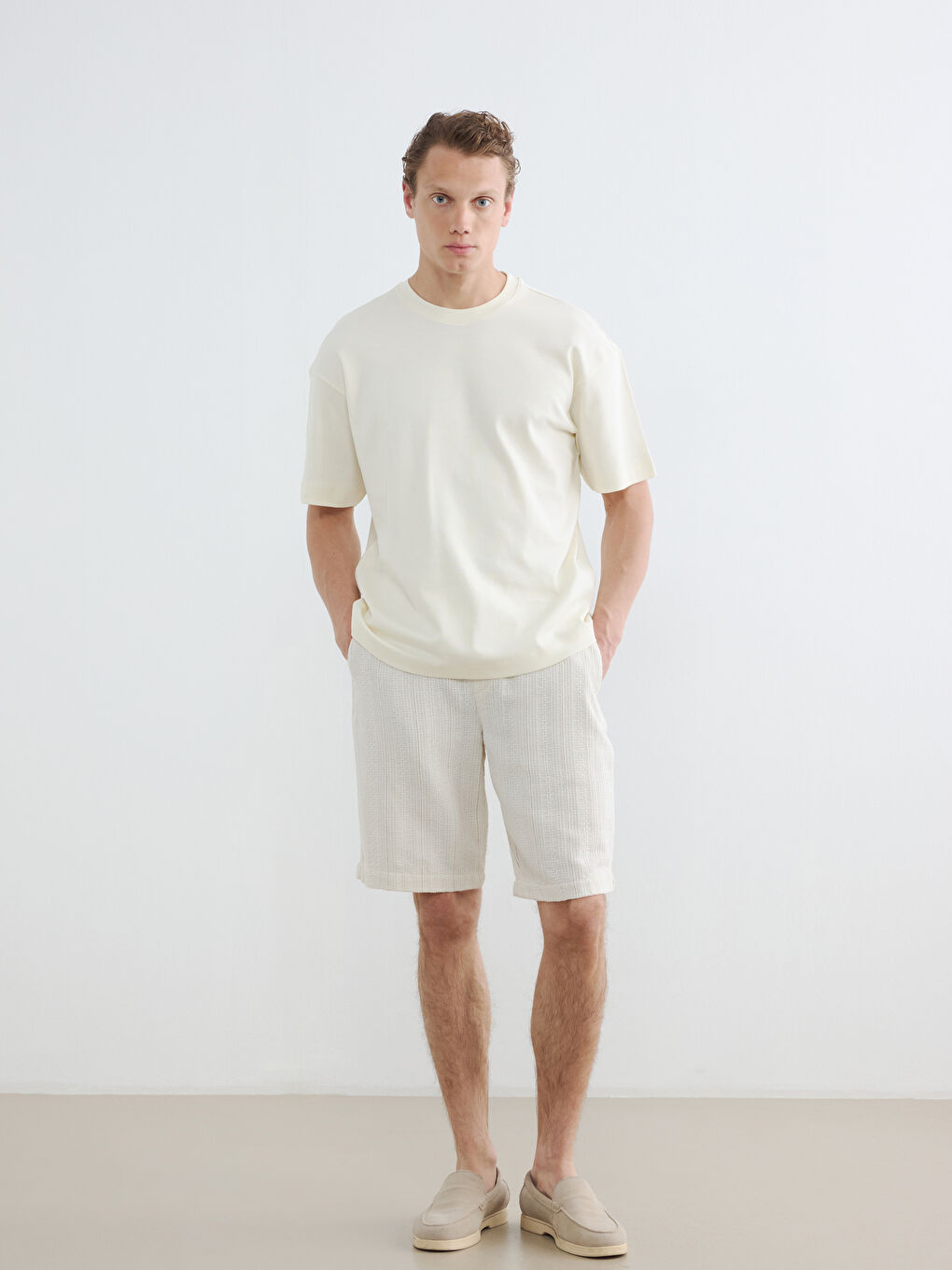 %100 Cotton Loose Fit Basic Soft Touch T-Shirt-1