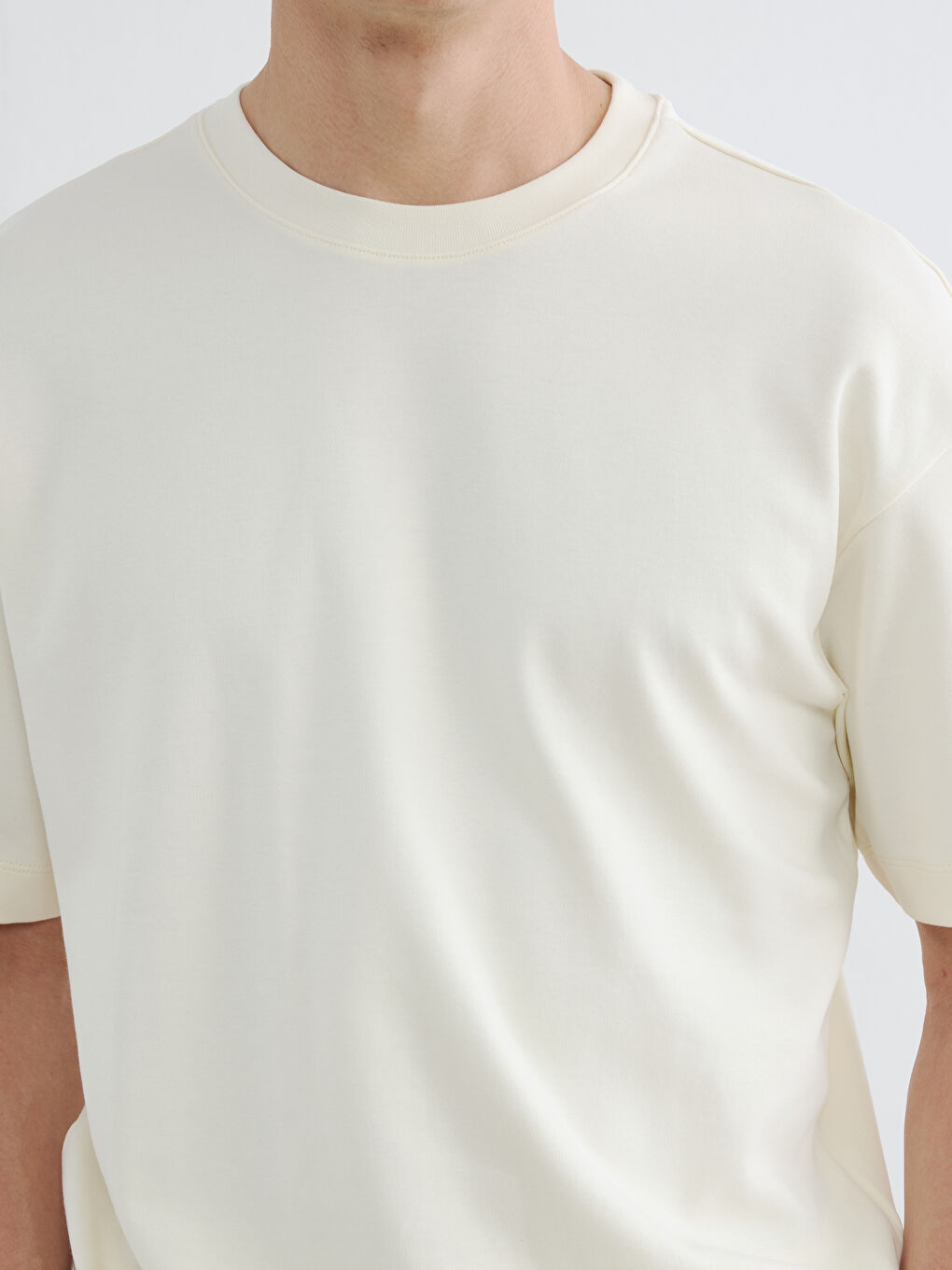 %100 Cotton Loose Fit Basic Soft Touch T-Shirt-2