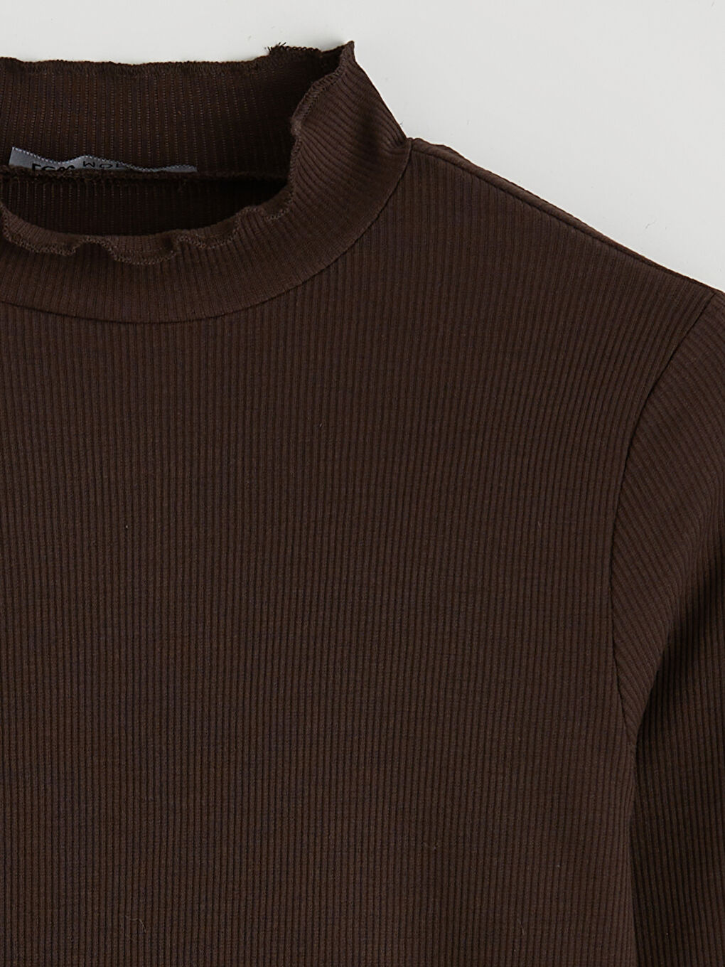 Kahverengi Fırfırlı Dik Yaka Kadın Body-1