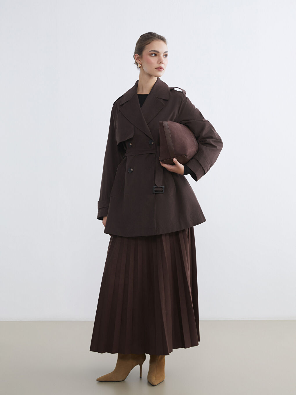 Kahverengi Kruvaze Yaka Kadın Trençkot-1