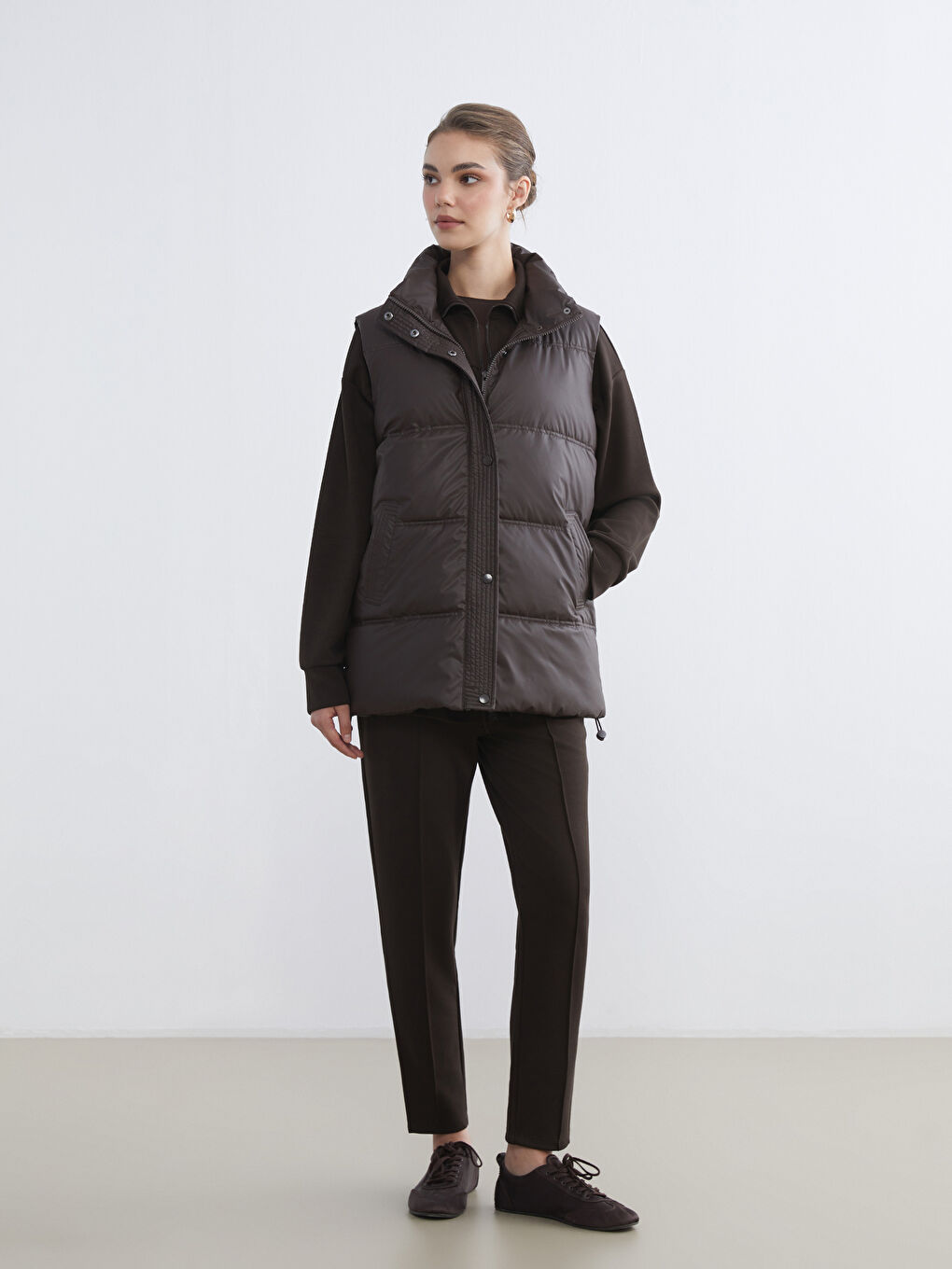 Bordo Dik Yaka Kadın Şişme Yelek-1