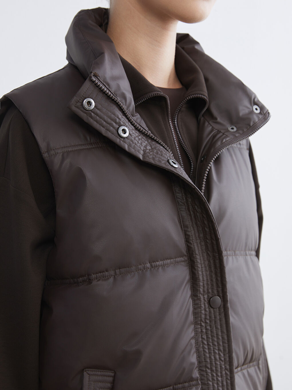 Bordo Dik Yaka Kadın Şişme Yelek-2