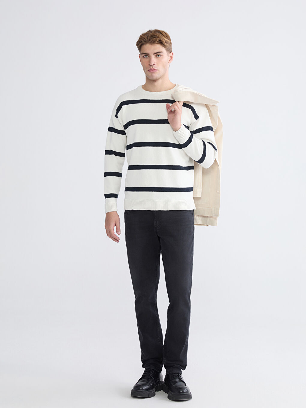 Siyah 750 Slim Fit Erkek Pantolon