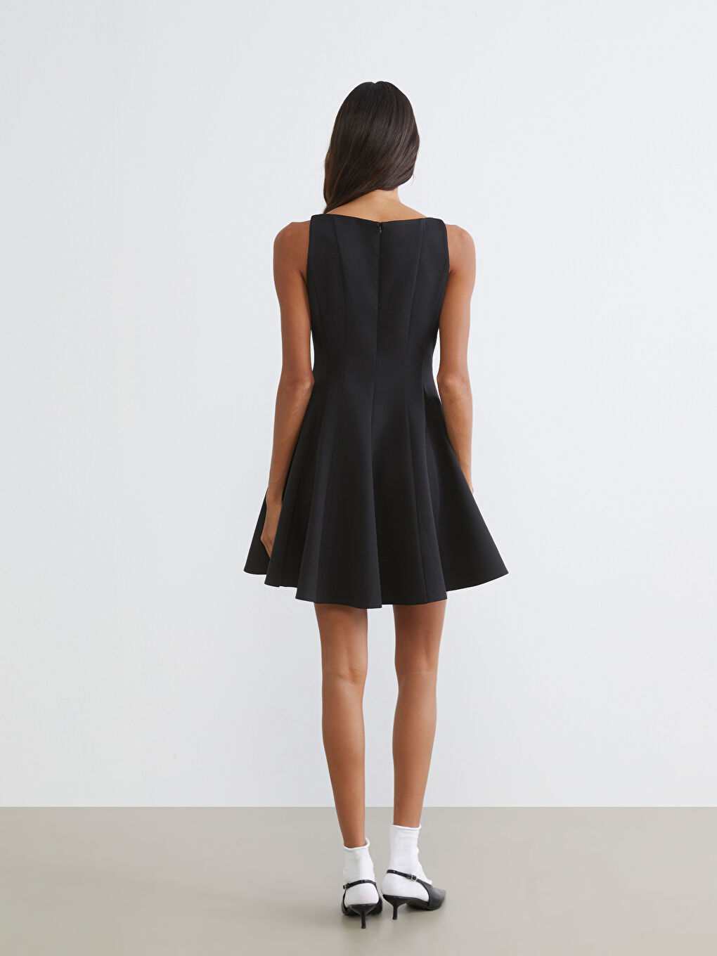 Crew Neck Peplum Mini Dress-3