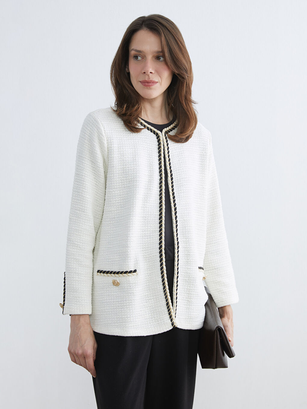 Ekru Bisiklet Yaka Dokulu Kadın Hırka