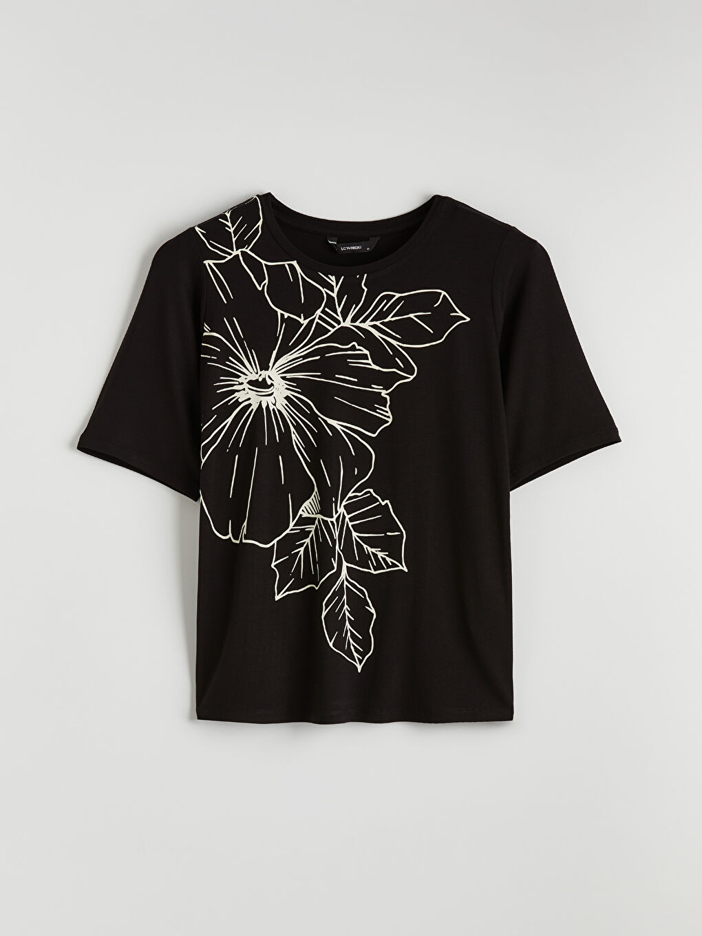 Siyah Bisiklet Yaka Çiçekli Kadın Tişört-4