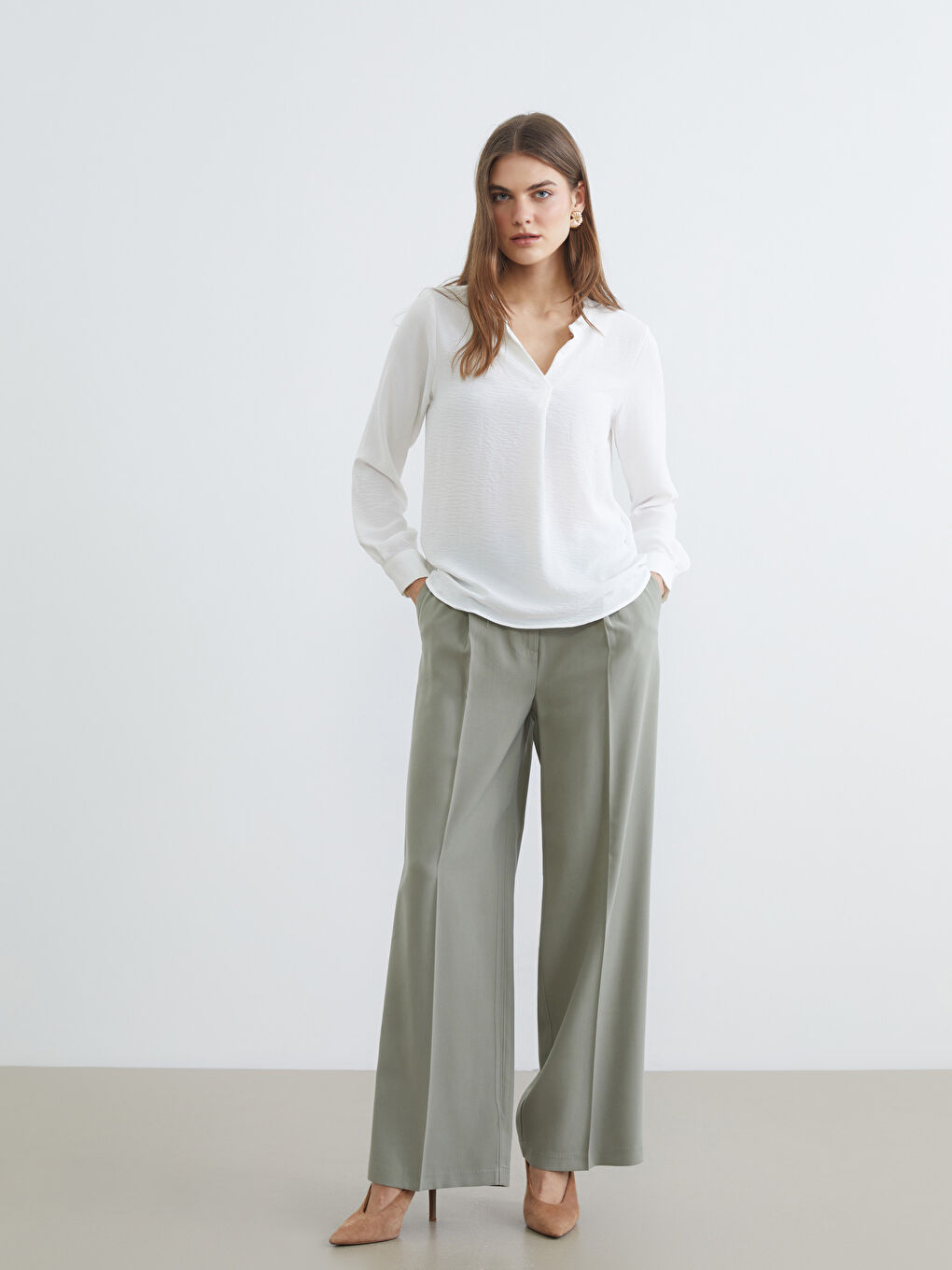 Pantalons de costume KAKI Femme