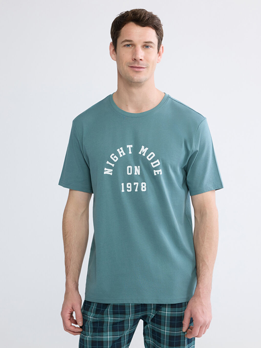 Ensemble de pyjama pour hommes à carreaux coupe régulière-1