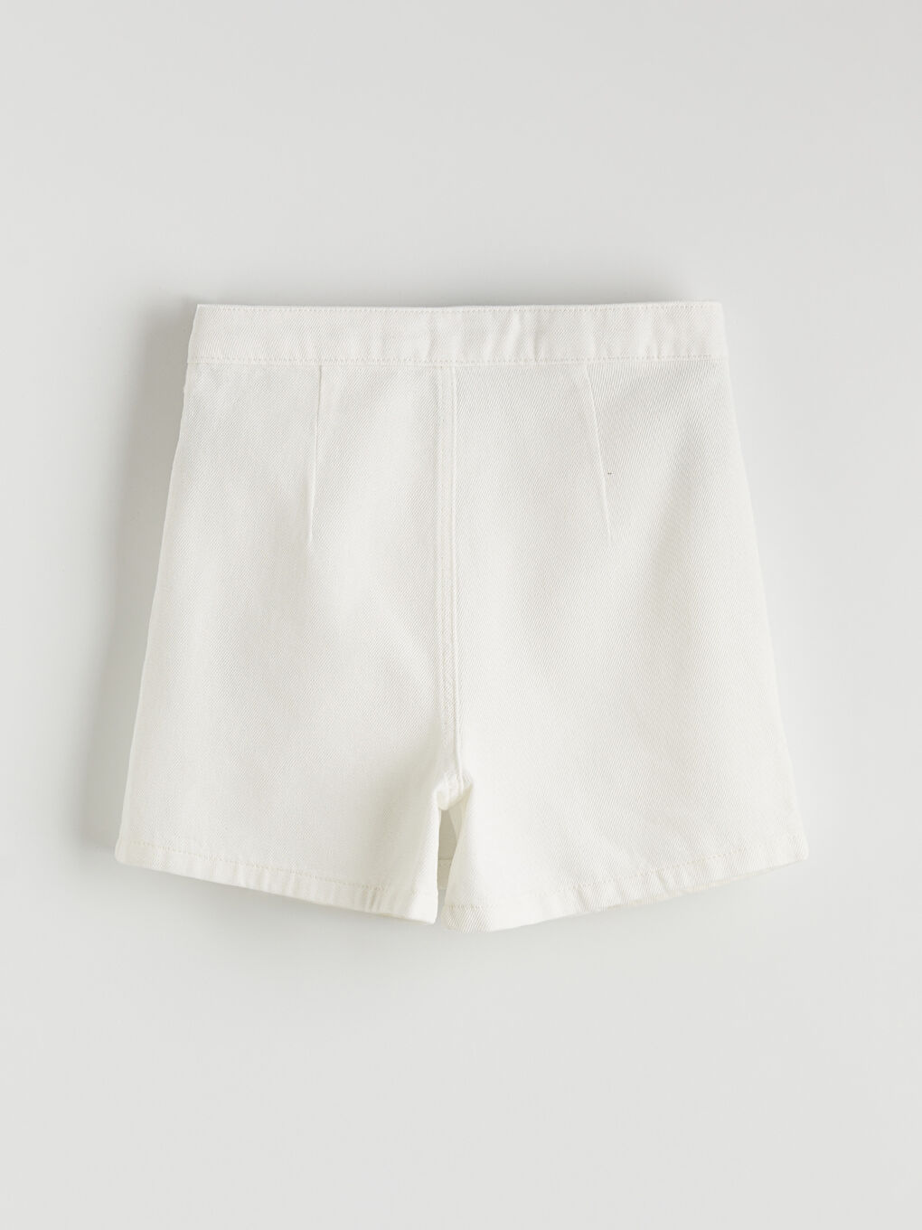 شورت خارجي بيج فاتح / ايكرو فتاة-1