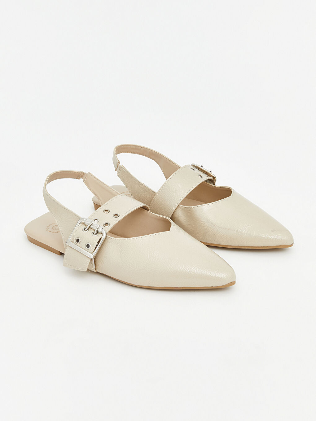 Ekru Sivri Burun Kadın Babet