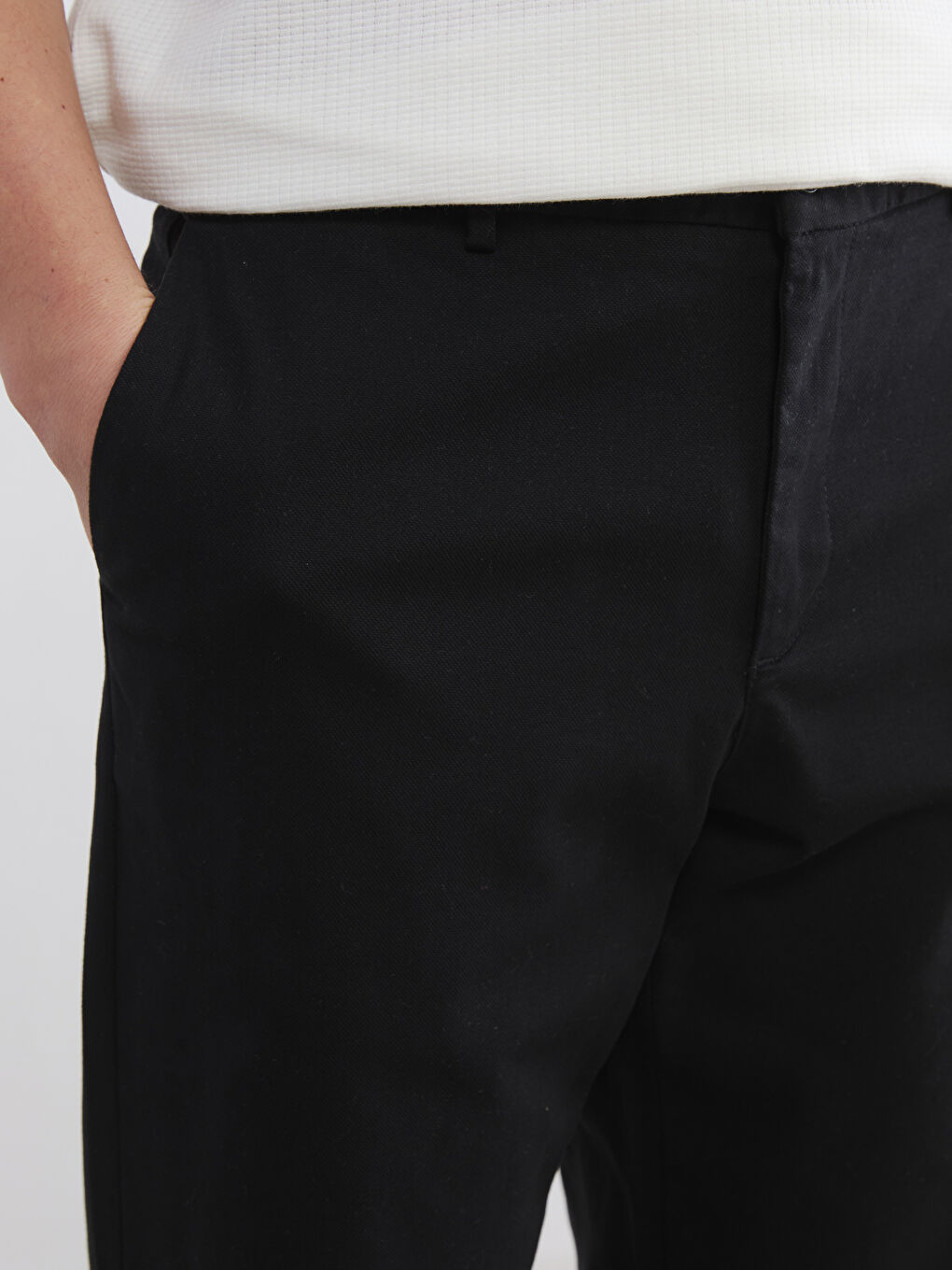 Siyah Standart Kalıp Armürlü Erkek Pantolon-3