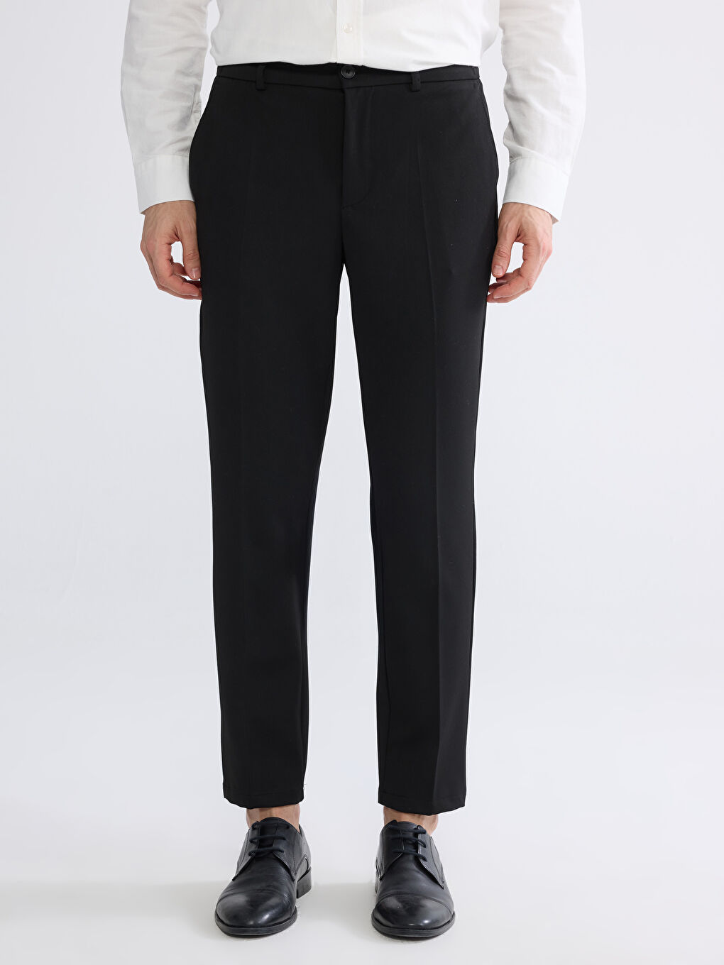 Siyah Standart Kalıp Erkek Pantolon-1
