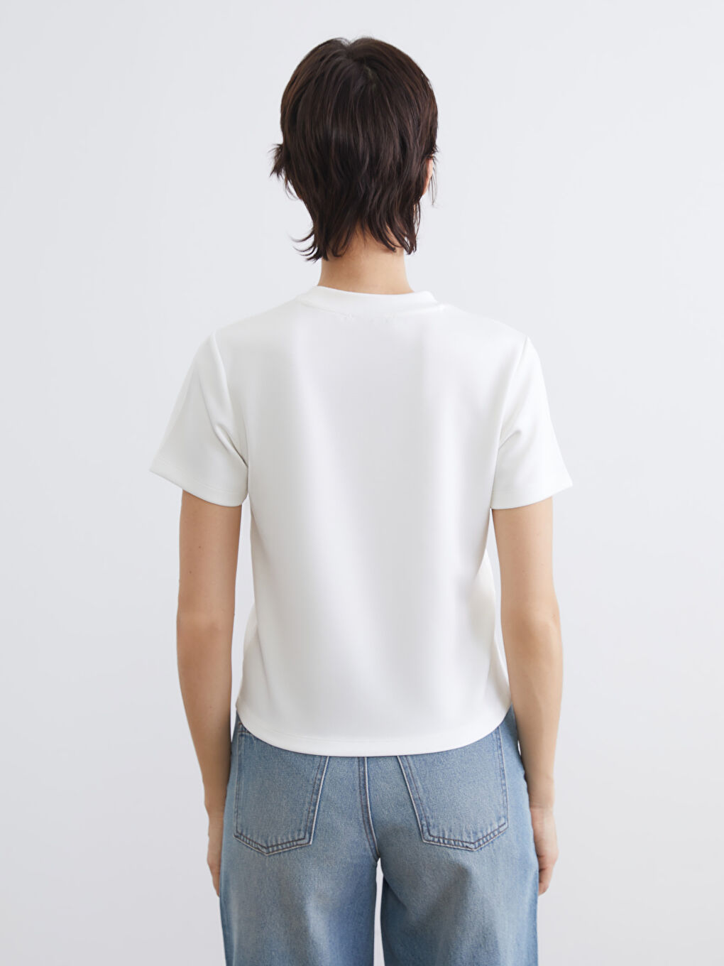 Dik Yaka Taşlı Kadın Tişört-3