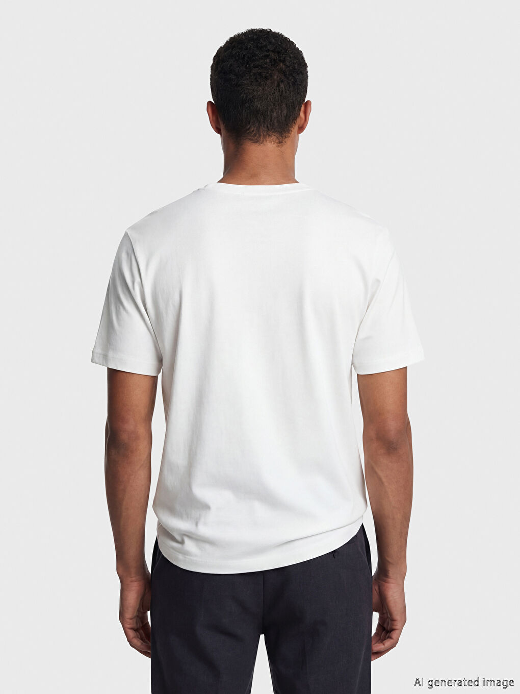 Tricou Bărbați Regular Fit cu Guler Rotund-3